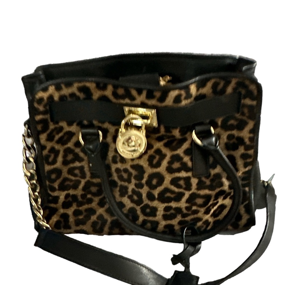 Micheal kors black leopard Hamilton bag with lock and key hood accents nice - Picture 1 of 11